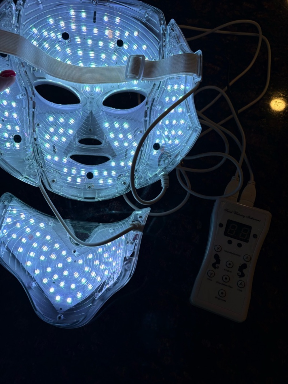 Colorful LED Facial Mask Light Therapy Set - Picture 10 of 10